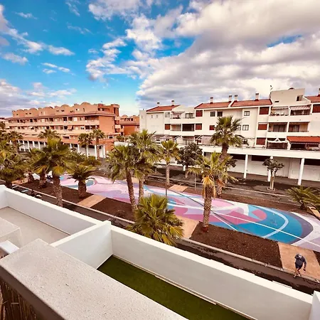 Canela Tenerife * プエルティト・デ・グイマル